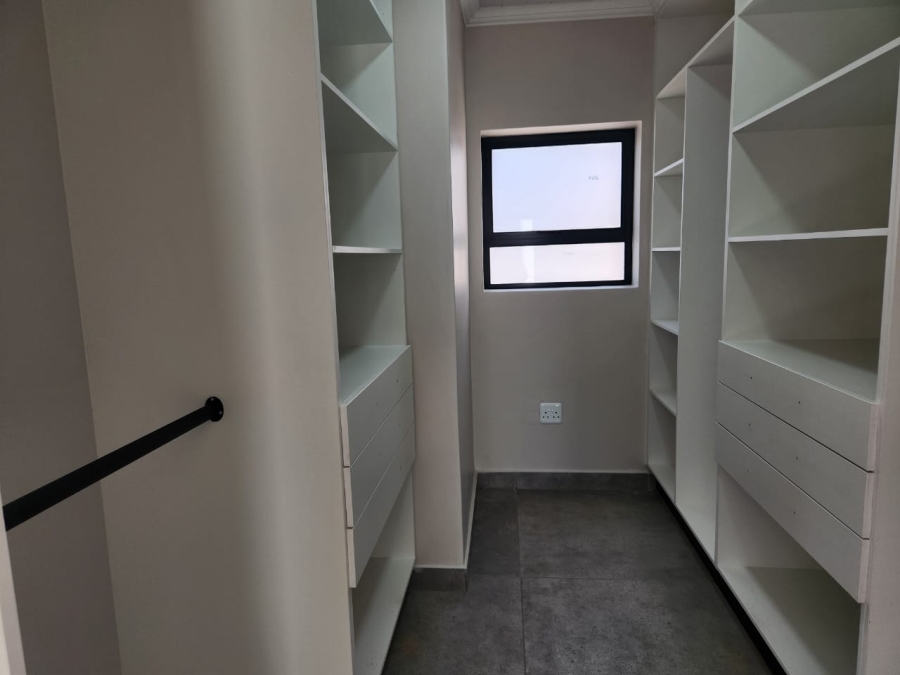 4 Bedroom Property for Sale in Stilbaai Wes Western Cape
